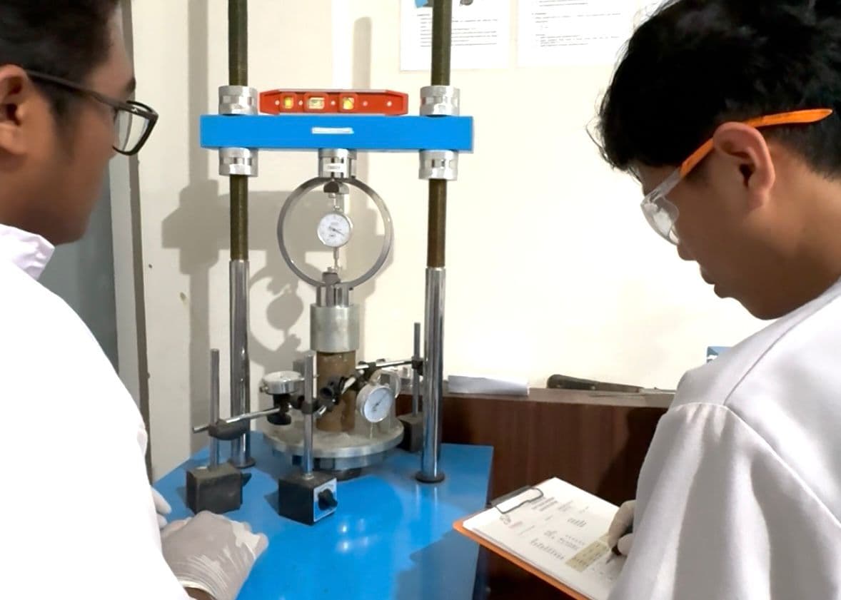 Persiapan Benda Uji - dokumentasi Pengujian Laboratorium